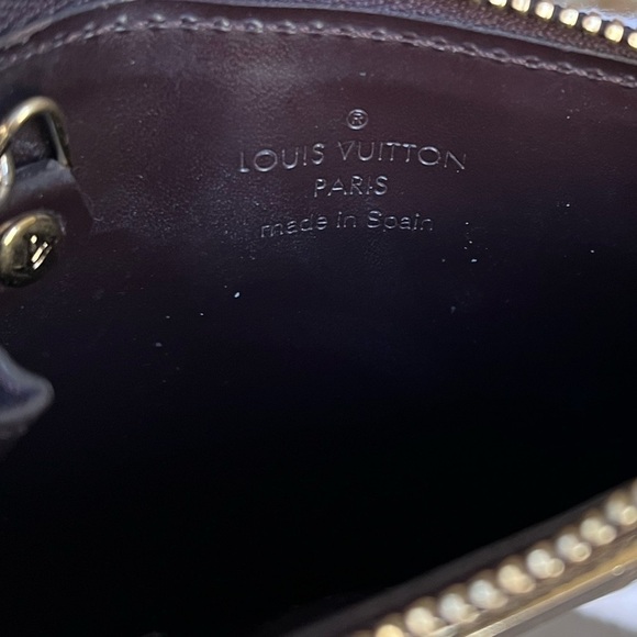 Louis Vuitton Burgundy Vernis key Case Pouchette Amarante Monogram EUC - Picture 14 of 16